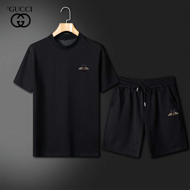 Picture of Gucci Shirt Pant Suits _SKUGucciM-3XL25cr12821736